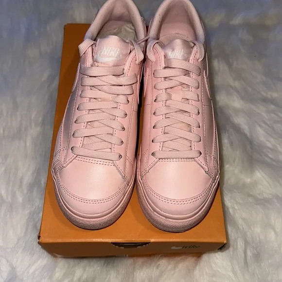 Nike Blazer Low Top Platform Sneakers Pink 5.5 - Picture 8 of 16